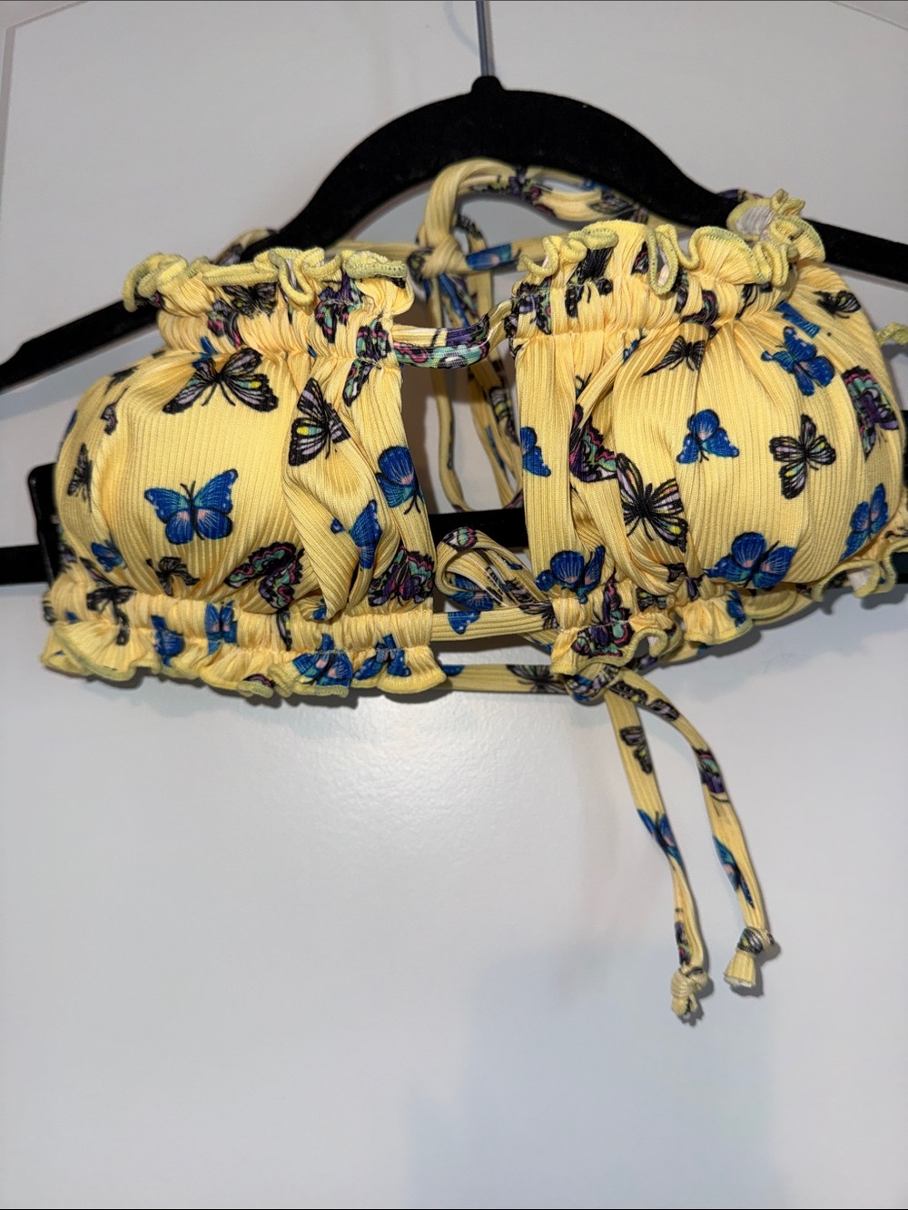 NEW WOMENS BUTTERFLY RUFFLED BATHING SUIT TOP SIZE XS